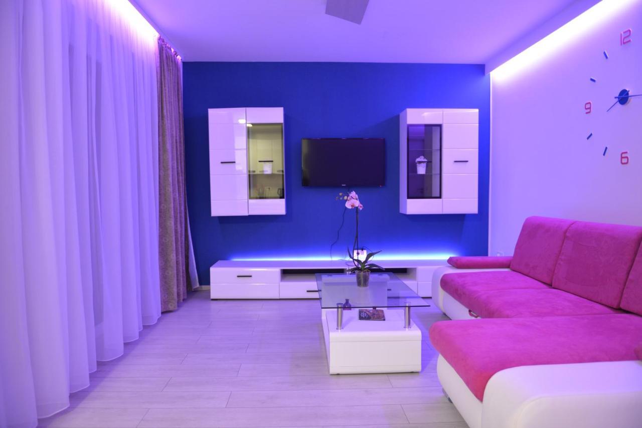 Coresi Deluxe Apartment บราชอฟ ภายนอก รูปภาพ