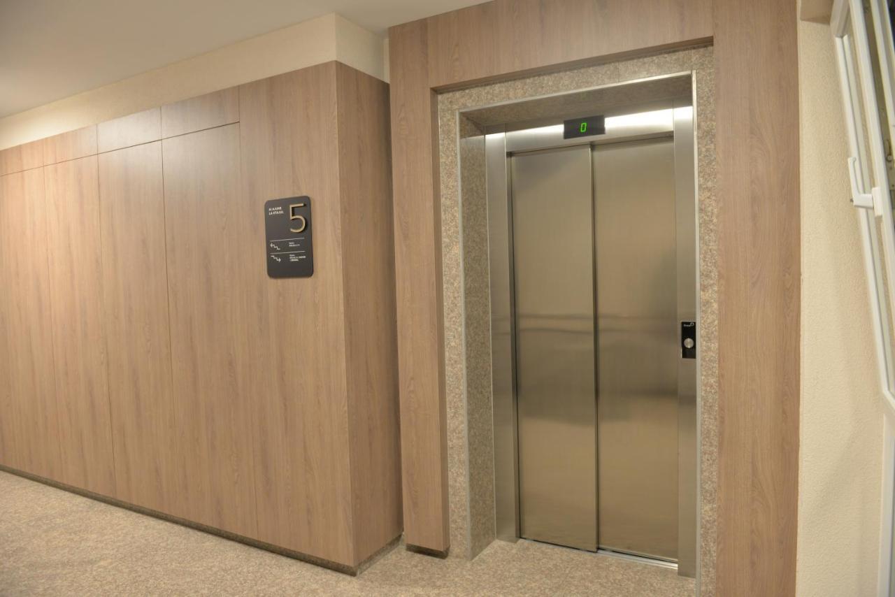 Coresi Deluxe Apartment บราชอฟ ภายนอก รูปภาพ